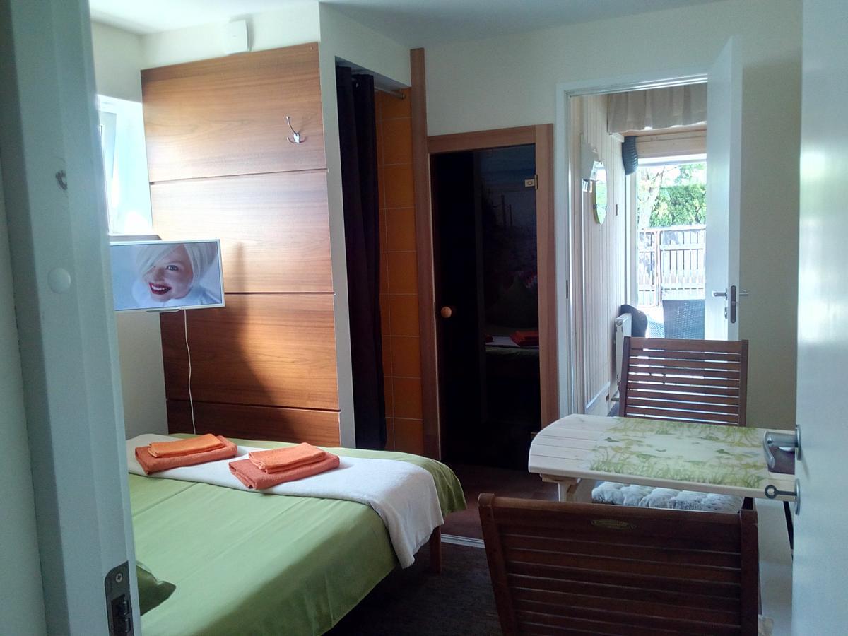 Elitasbb Appartement Carnikava Buitenkant foto